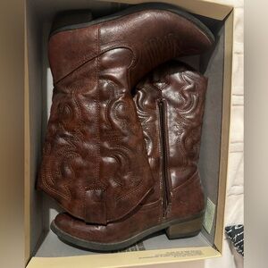 Cherokee kids cowboy boots